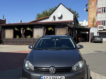 Авто Volkswagen Golf 2010 № 7993302