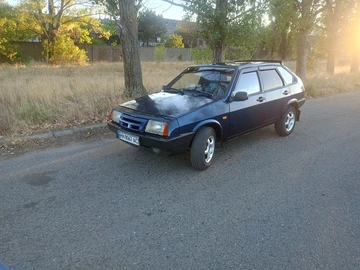 Авто ВАЗ 2109 1990 № 7993448