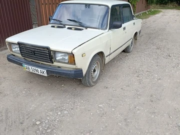 Авто ВАЗ 2107 1996 № 7993514