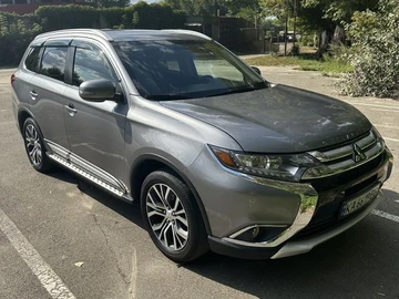 Авто Mitsubishi Outlander 2017 № 7993516