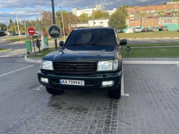 Авто Toyota Land Cruiser 100 1998 № 7993636