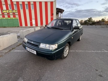 Авто ВАЗ 21102 2001 № 7993637