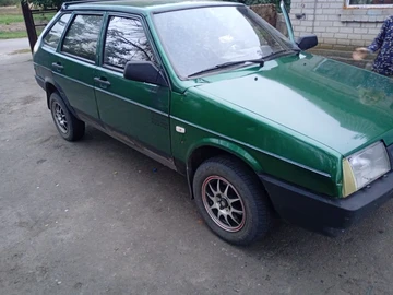 Авто ВАЗ 2109 2000 № 7993863