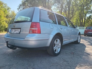 Авто Volkswagen Golf 2004 № 7993974