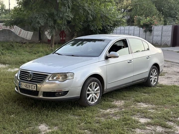 Авто Volkswagen Passat Sedan 2005 № 7994048
