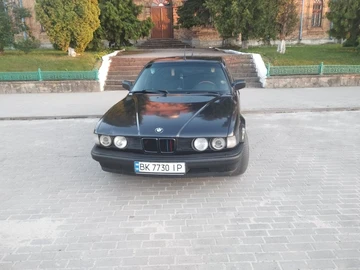 Авто BMW 7 Серия 1989 № 7994054