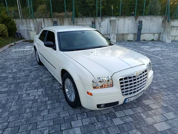 Авто Chrysler 300C 2008 № 7994137