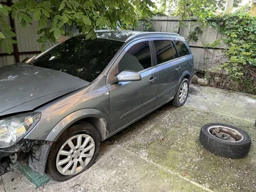 Авто Opel Astra 2005 № 7994141