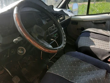 Авто ГАЗ 21 Волга 2001 № 7994364