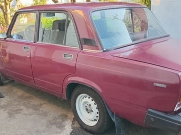 Авто ВАЗ 2107 2001 № 7994484