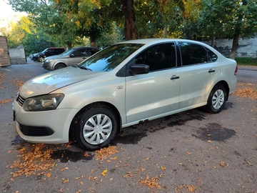 Авто Volkswagen Polo 2012 № 7994457