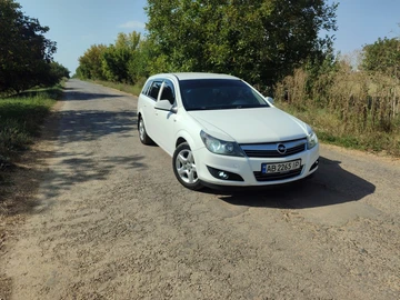 Авто Opel Astra 2011 № 7994515