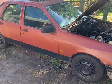 Авто Ford Escort 1988 № 7994623