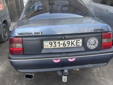 Авто Opel Vectra 1989 № 7994671