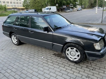 Авто Mercedes E Серия 1993 № 7994740