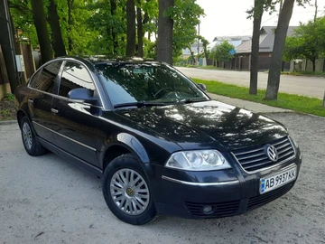 Авто Volkswagen Passat Sedan 2004 № 7995000