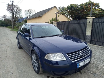 Авто Volkswagen Passat Sedan 2001 № 7995227