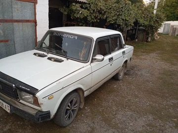 Авто ВАЗ 2107 1989 № 7995274