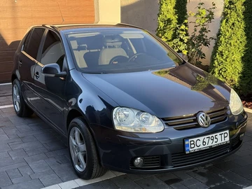 Авто Volkswagen Golf 2005 № 7995377