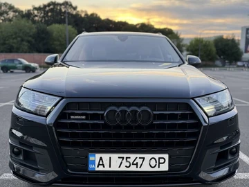 Авто Audi Q7 2016 № 7995411