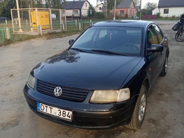 Авто Volkswagen Passat Sedan 1999 № 7995977