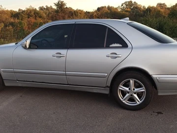 Авто Mercedes 320 2000 № 7996304