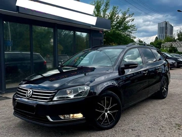 Авто Volkswagen Passat Variant 2013 № 7996325