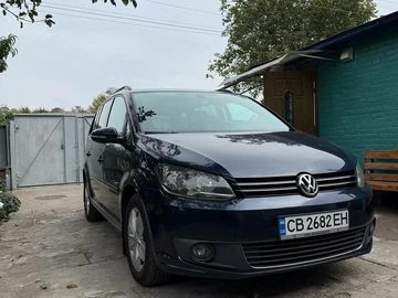 Авто Volkswagen Touran 2011 № 7996351