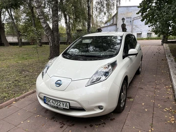Авто Nissan Leaf 2011 № 7996469
