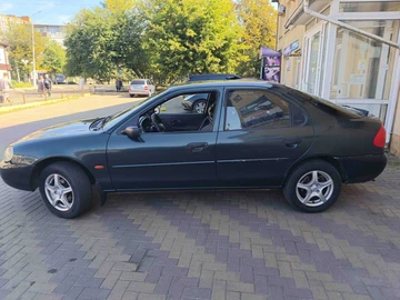 Авто Ford Mondeo 1998 № 7996487
