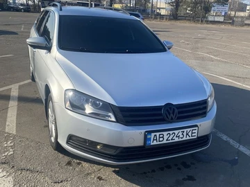Авто Volkswagen Passat Variant 2013 № 7996499