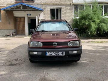 Авто Volkswagen Golf 1996 № 7996500