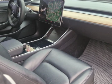 Авто Tesla Model 3 2020 № 7996536