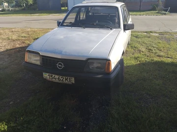 Авто Opel Ascona 1988 № 7996687