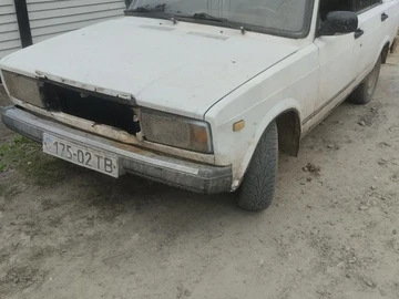 Авто ВАЗ 2107 1989 № 7997063