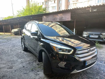 Авто Ford Escape 2018 № 7997217