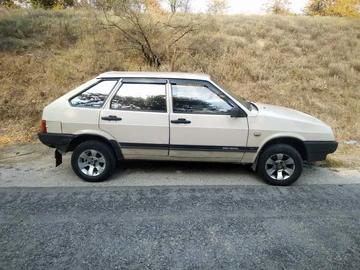 Авто ВАЗ 2109 1996 № 7997226