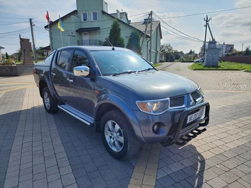 Авто Mitsubishi L 200 2009 № 7997245