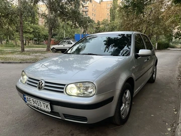 Авто Volkswagen Golf 2002 № 7997254