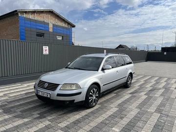 Авто Volkswagen Passat Sedan 2003 № 7997299