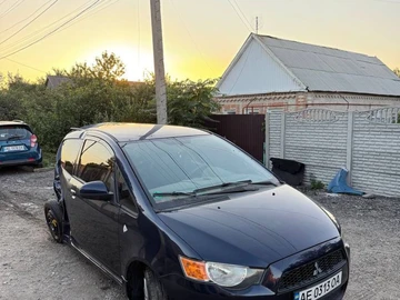 Авто Mitsubishi Colt 2012 № 7997309