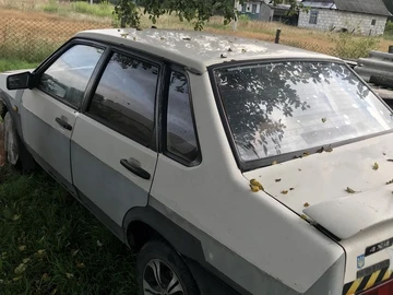 Авто ВАЗ 21099 1992 № 7997529
