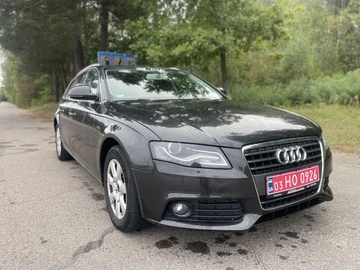 Авто Audi A4 2009 № 7997536