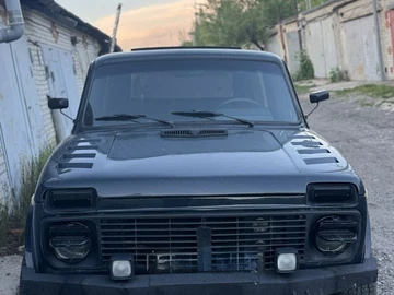 Авто ВАЗ 2121 1981 № 7997577