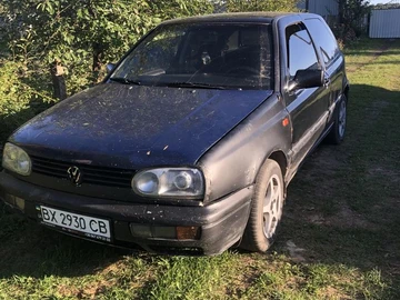 Авто Volkswagen Golf 1992 № 7997934