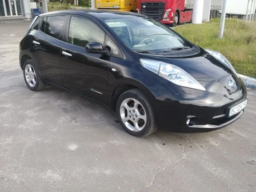 Авто Nissan Leaf 2012 № 7997979