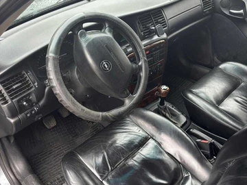 Авто Opel Vectra 2000 № 7998005