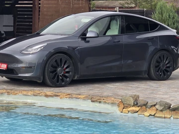 Авто Tesla Roadster 2020 № 7998007