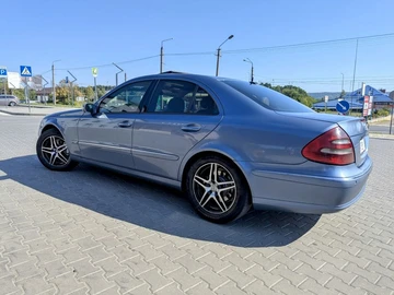 Авто Mercedes 280 2004 № 7998125