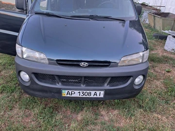 Авто Hyundai H200 1997 № 7998153
